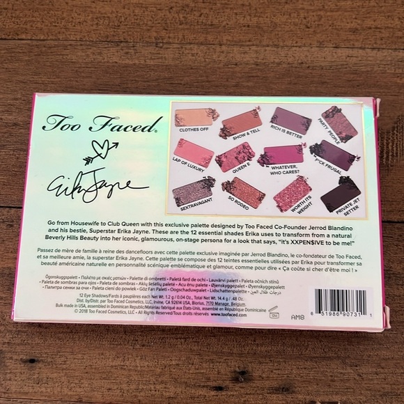 Too faced pretty mess Erika Jane limited edition eyeshadow palette - Picture 9 of 10